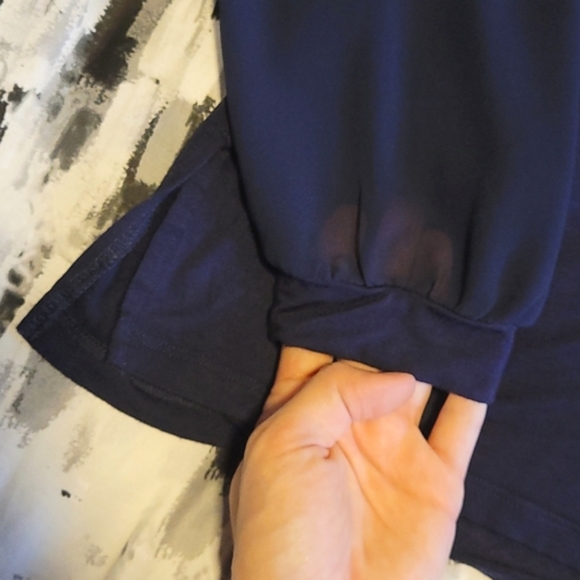 Reitmans Navy Blouse - Picture 2 of 3